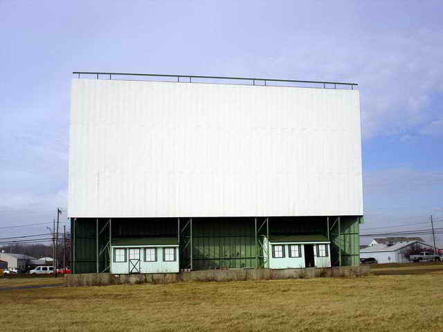 Star Auto Theatre - 2000S Photos (newer photo)